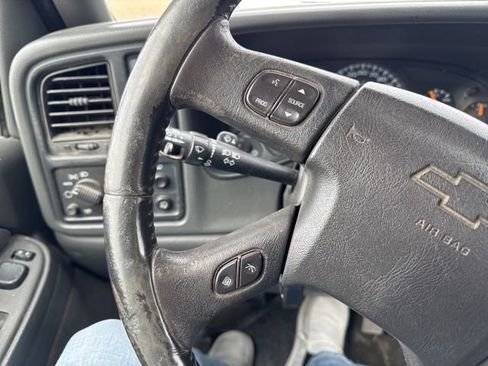 Used 2007 Chevrolet Silverado 2500 LT w/ Heavy-Duty Power Package image 16