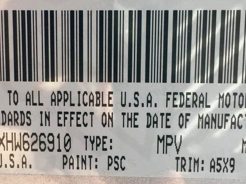 Used 2017 Jeep Cherokee Latitude w/ Safety/Convenience Group image 32