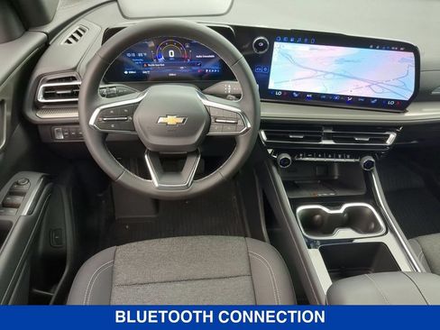 New 2026 Chevrolet Traverse LT w/ Driver Confidence Package AWD/4WD image 27