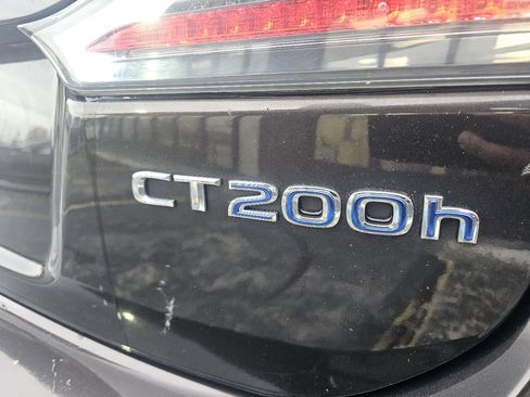 Used 2012 Lexus CT 200h image 10