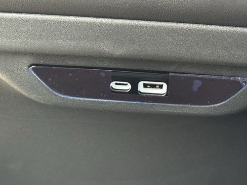 New 2026 Chrysler Pacifica Select image 32