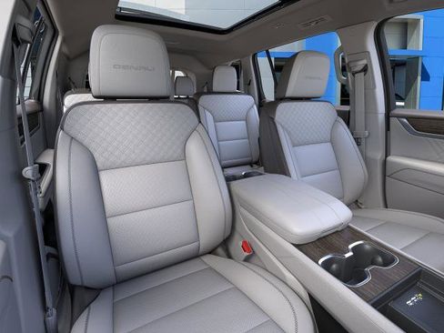 New 2026 GMC Acadia Denali w/ Super Cruise Package FWD image 55