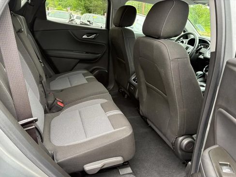 Used 2024 Chevrolet Blazer LT w/ Convenience Package FWD image 19