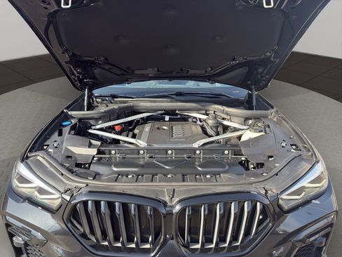 Used 2023 BMW X6 xDrive40i w/ M Sport Package image 21