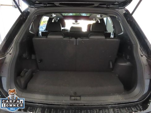 Used 2022 Volkswagen Tiguan SE R-Line image 25