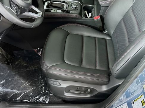 New 2025 MAZDA CX-5 Carbon Edition image 26