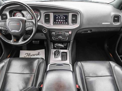 Used 2022 Dodge Charger SXT w/ Leather Interior Group image 13