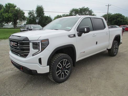 New 2026 GMC Sierra 1500 AT4 w/ AT4 Premium Package AWD/4WD image 9