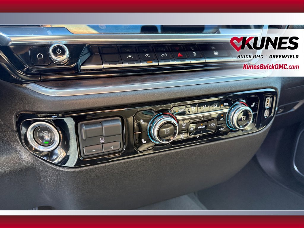 Used 2025 GMC Sierra 1500 SLT AWD/4WD image 28