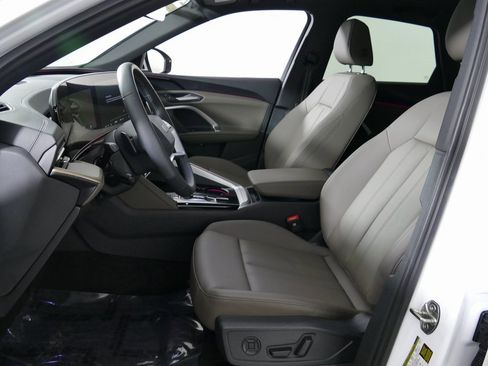 Certified 2025 Audi Q5 Premium w/ Convenience Package image 13