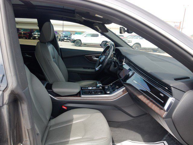 Used 2021 Audi Q8 Premium AWD/4WD image 36