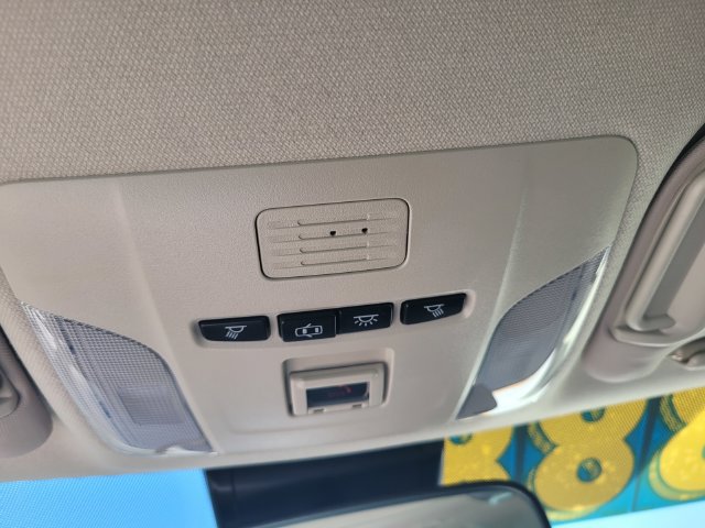 Used 2022 Toyota Corolla LE FWD image 22
