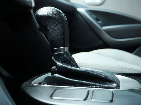 Used 2017 Hyundai Santa Fe Sport image 49