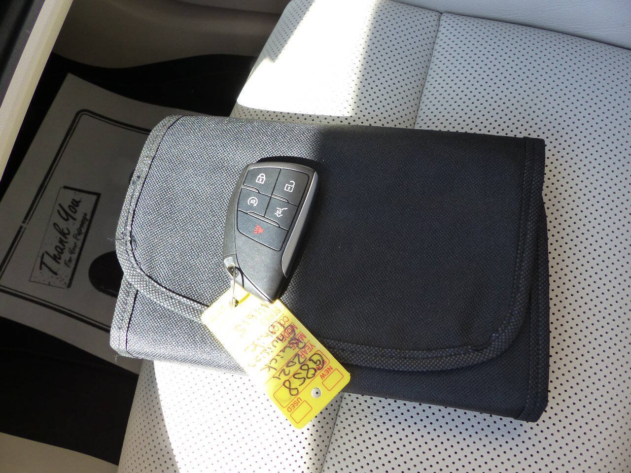 Used 2021 Buick Envision Essence FWD image 35