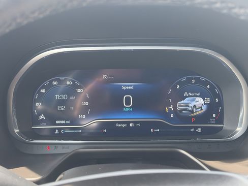 Used 2023 Chevrolet Tahoe LT w/ LT Signature Package image 18