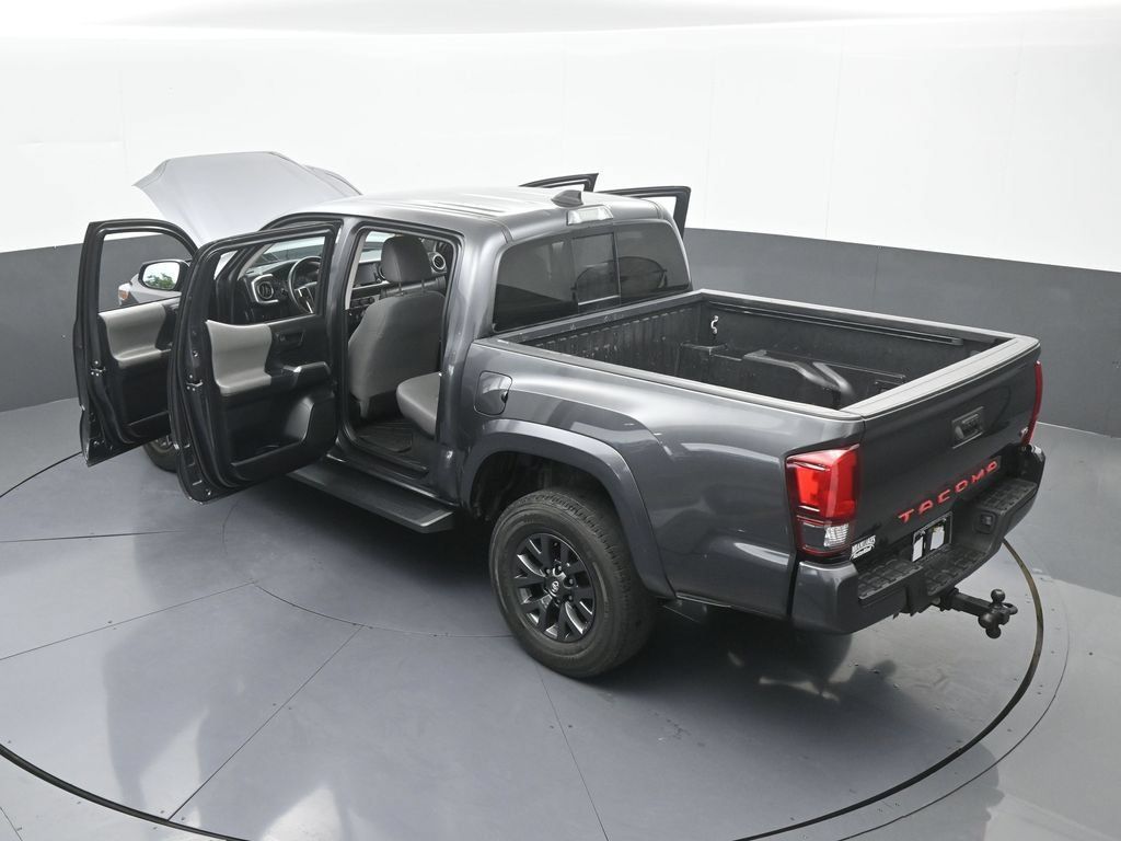 Used 2022 Toyota Tacoma SR5 w/ Technology Package RWD image 67