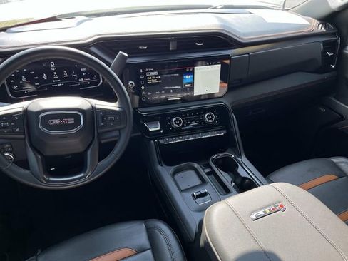 Used 2025 GMC Sierra 3500 AT4 w/ AT4 Premium Plus Package AWD/4WD image 14