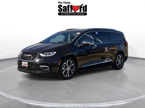 New 2026 Chrysler Pacifica Pinnacle FWD image 1