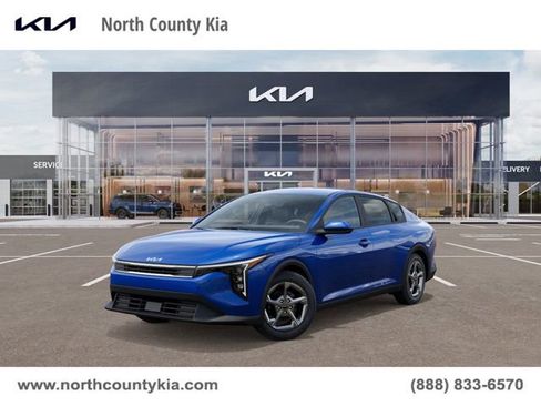 New 2026 Kia K4 LXS image 1