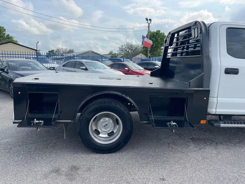 Used 2019 Ford F350 XL w/ Power Equipment Group AWD/4WD image 10