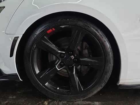 Used 2018 Chevrolet Camaro SS image 17