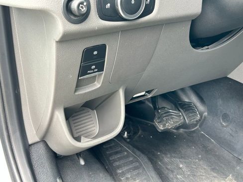 Used 2022 Ford E-Transit Medium Roof w/ Load Area Protection Package image 39