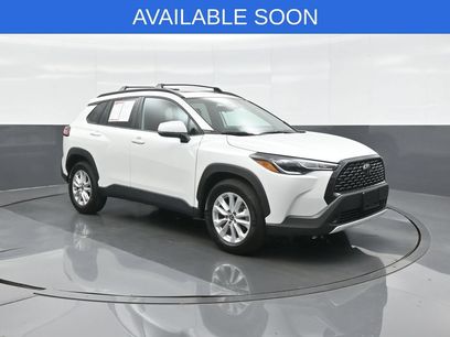 Used 2023 Toyota Corolla Cross LE w/ Moonroof Package