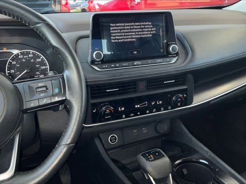 Used 2023 Nissan Rogue SV w/ SV Premium B Package image 7