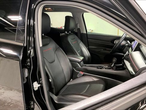 Used 2022 Jeep Compass Trailhawk w/ Trailhawk Elite Group AWD/4WD image 9