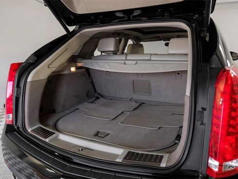 Used 2016 Cadillac SRX Luxury w/ Driver Awareness Package image 50