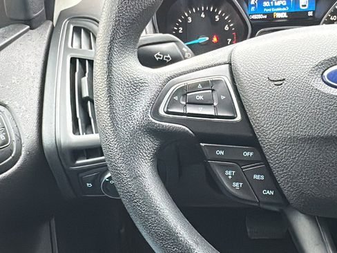 Used 2018 Ford Focus SE image 15
