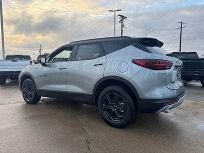 New 2025 Chevrolet Blazer LT w/ Midnight/Sport Edition
