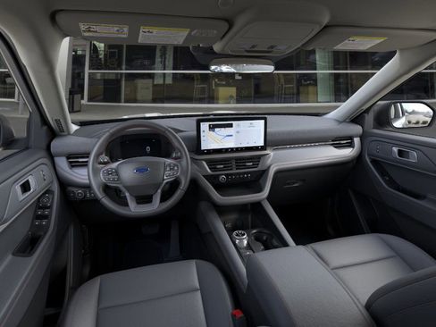 New 2026 Ford Explorer Active w/ Active Comfort Package image 9