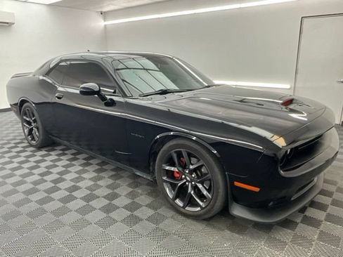 Used 2021 Dodge Challenger R/T w/ Blacktop Package RWD image 3