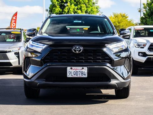 Used 2024 Toyota RAV4 XLE FWD image 2