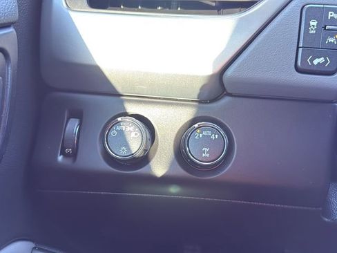 Used 2017 Chevrolet Tahoe LT image 22