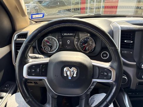 Used 2019 RAM 1500 Big Horn RWD image 26