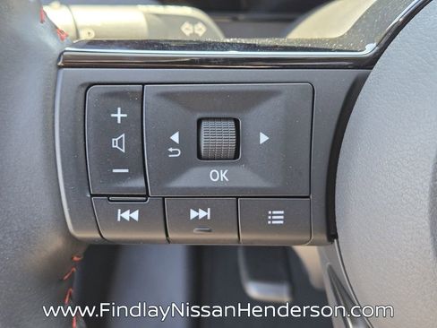 Used 2025 Nissan Kicks SR AWD/4WD image 23