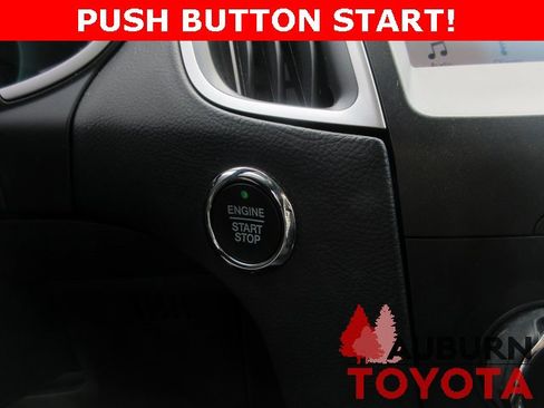 Used 2019 Ford Edge SEL w/ Equipment Group 201A image 18