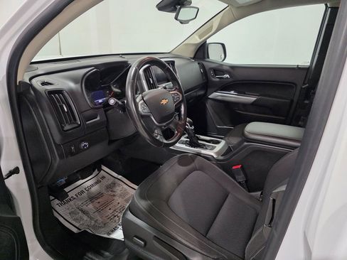 Used 2022 Chevrolet Colorado LT w/ Fleet Safety Package image 16