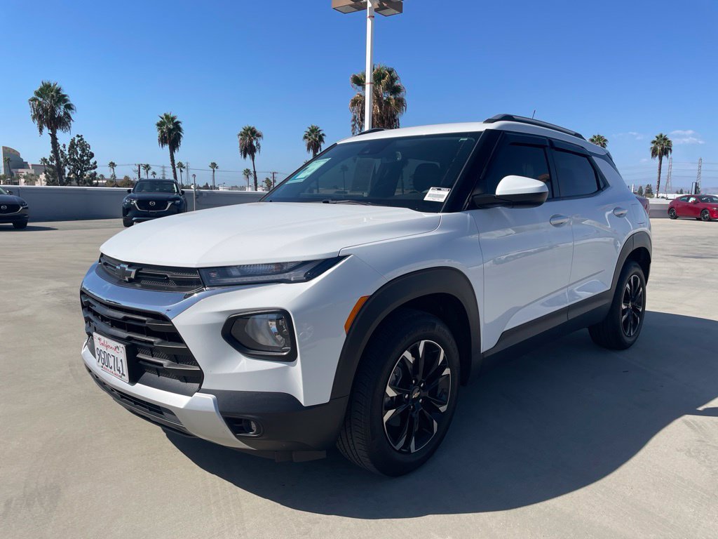 Used 2023 Chevrolet TrailBlazer LT w/ Convenience Package FWD image 5