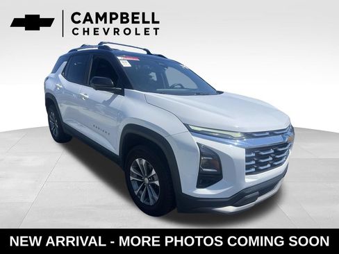 Used 2025 Chevrolet Equinox LT w/ Convenience Package II AWD/4WD image 12
