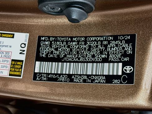 Certified 2025 Toyota Crown Signia w/ Advanced Technology Package AWD/4WD image 23