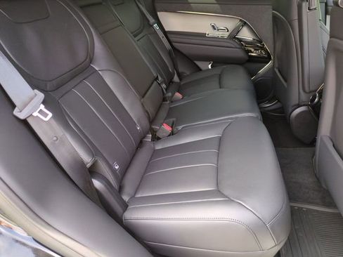 New 2026 Land Rover Range Rover Sport Dynamic SE AWD/4WD image 17