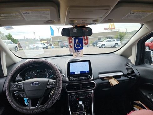 Used 2020 Ford EcoSport SE image 11