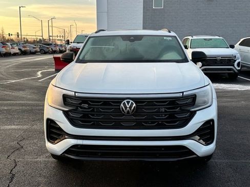 New 2026 Volkswagen Atlas Cross Sport SEL R-Line image 2