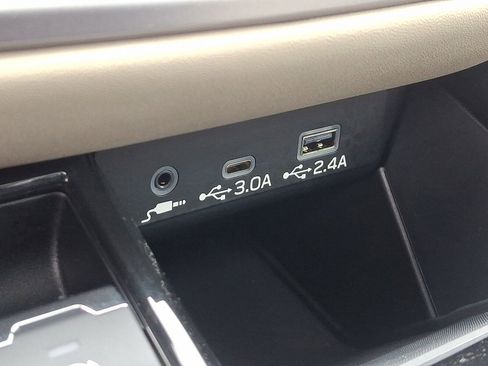 Certified 2025 Subaru Outback Premium image 25