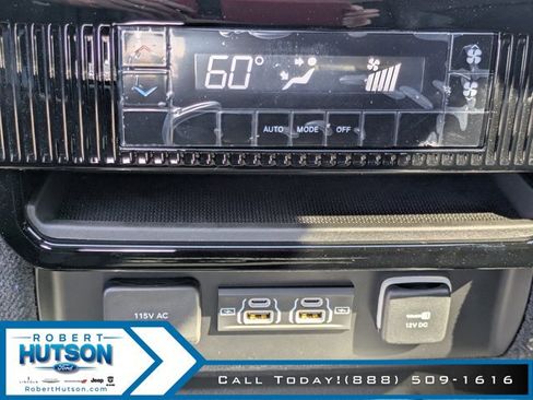 New 2026 Jeep Grand Wagoneer L 2WD image 17
