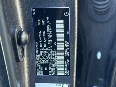 Certified 2023 Toyota 4Runner TRD Off-Road Premium image 32