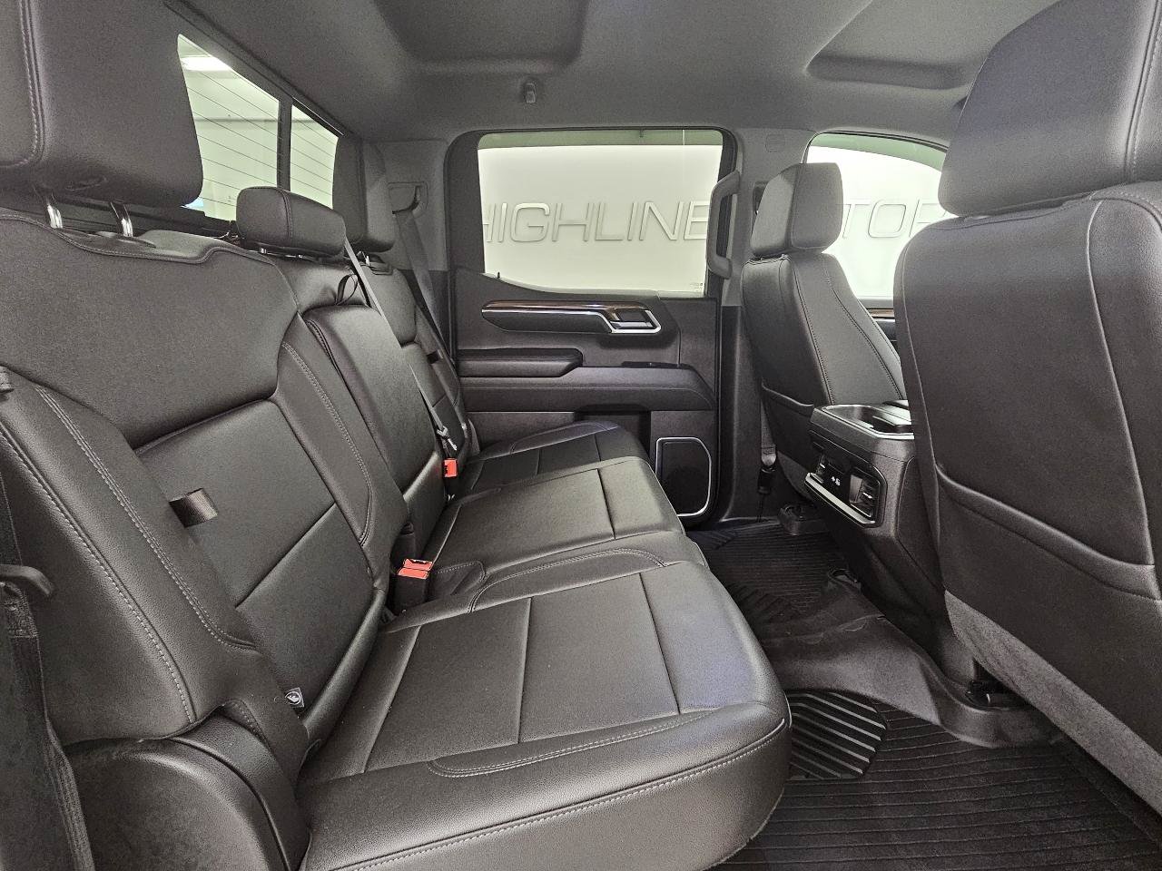 Used 2022 Chevrolet Silverado 1500 RST w/ RST All Star Premium Package AWD/4WD image 32